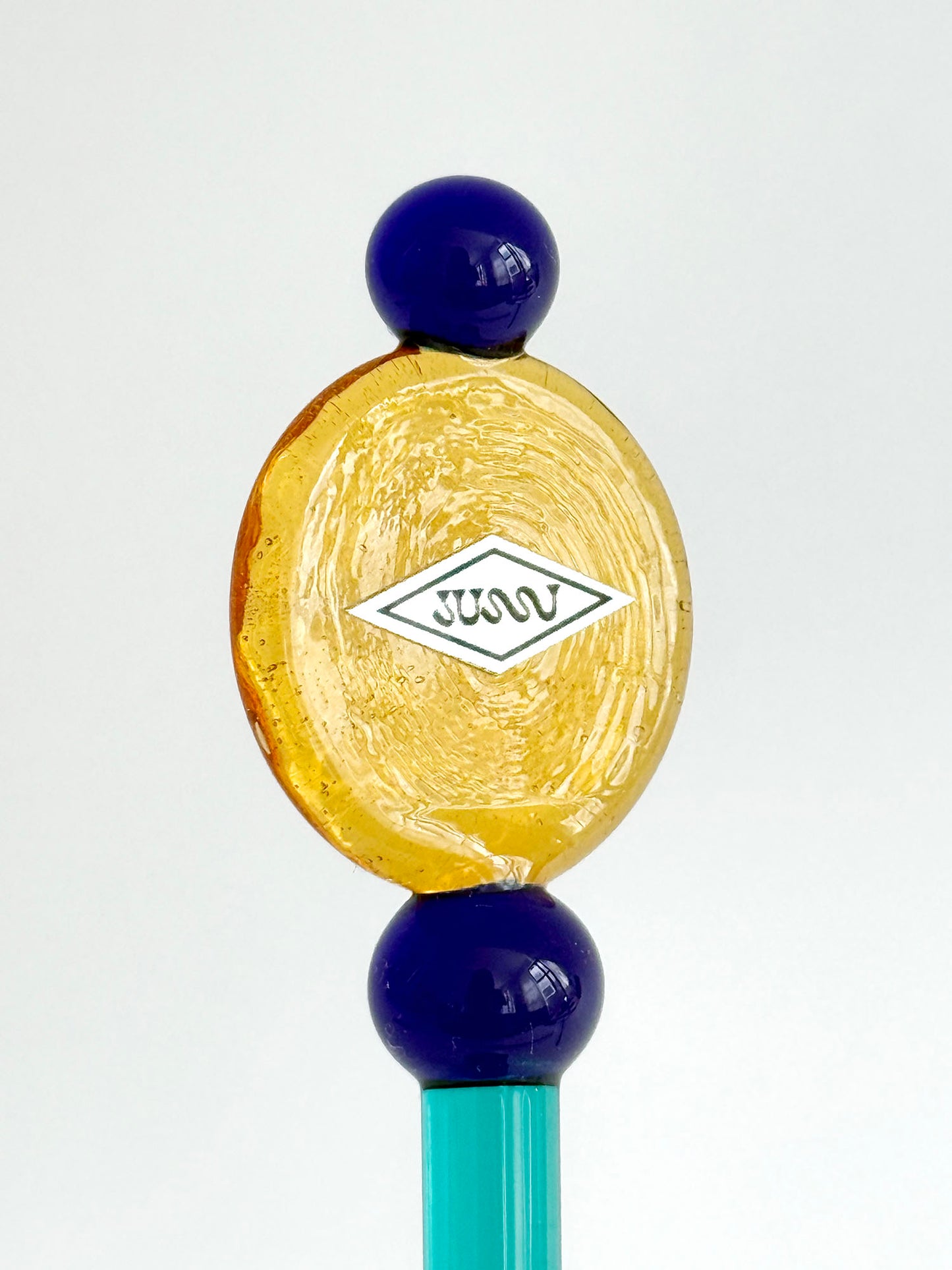 O29