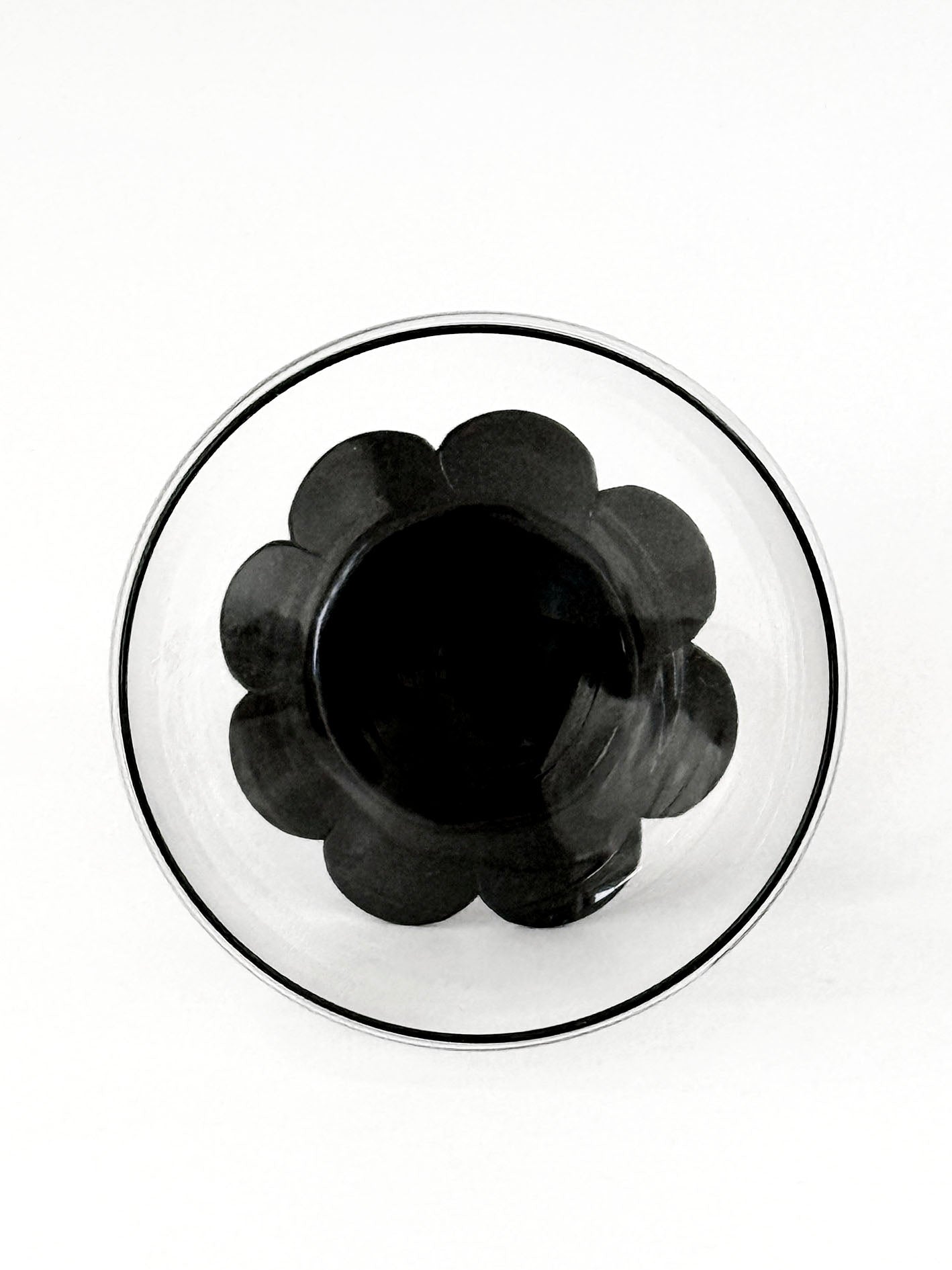 O25