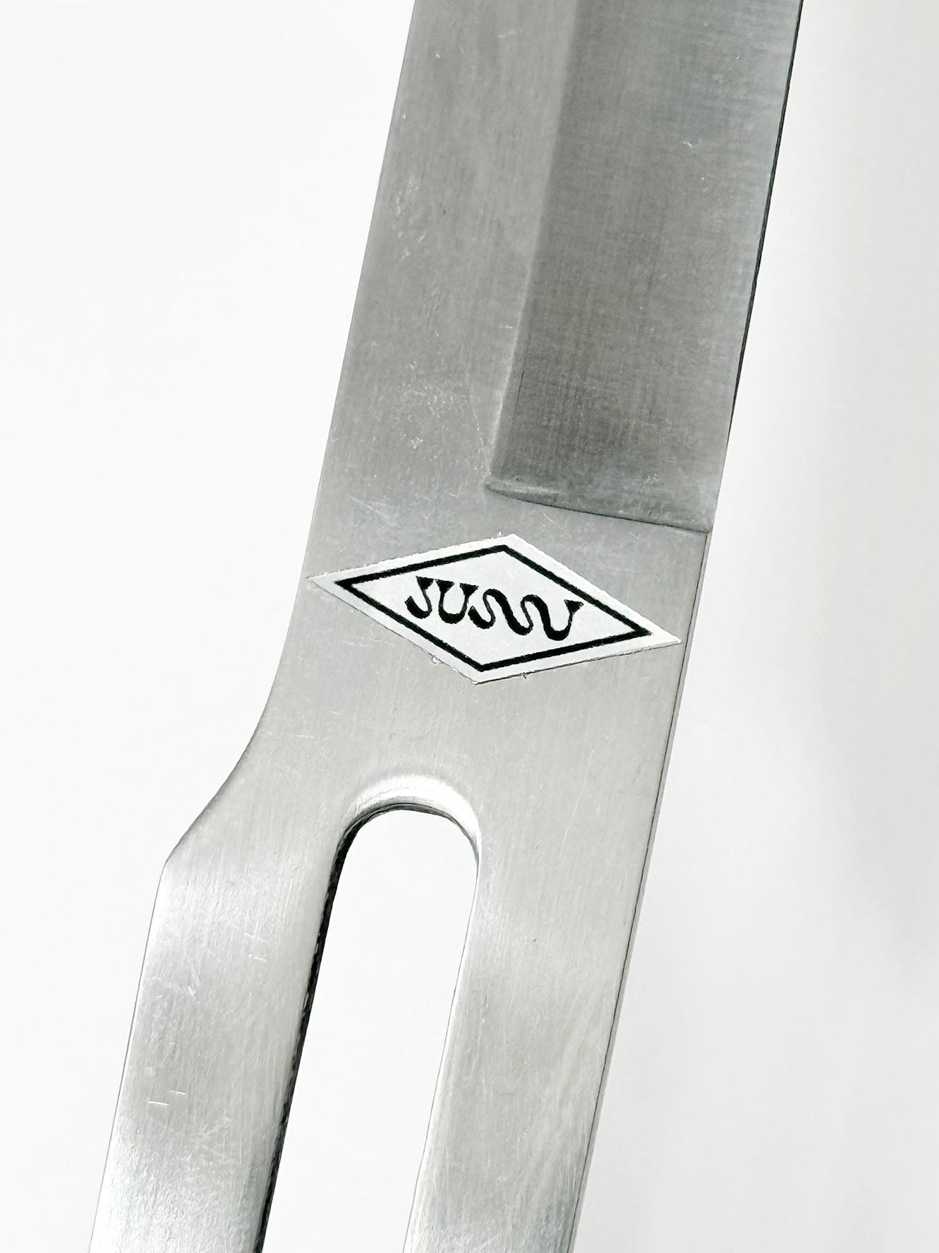 O18